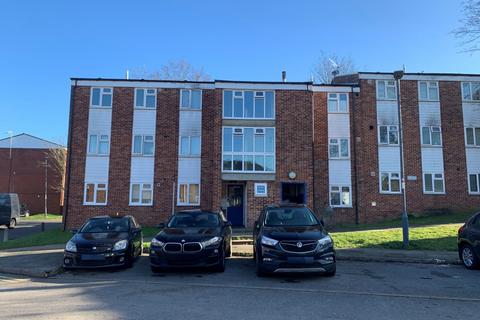 2 bedroom flat to rent, Hawkins Close, Harrow, Middlesex HA1