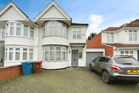 4 bedroom semi-detached house to rent, Alicia Gardens, Harrow, HA3