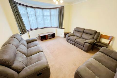 4 bedroom semi-detached house to rent, Alicia Gardens, Harrow, HA3