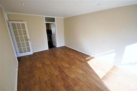 2 bedroom apartment to rent, Redwood Croft, Birmingham B14