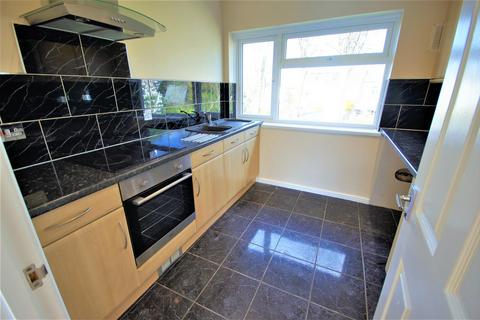 2 bedroom apartment to rent, Redwood Croft, Birmingham B14