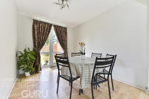 3 bedroom terraced house for sale, St Dunstans Road, Hanwell, W7