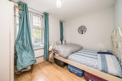 1 bedroom flat for sale, Spur Road, Isleworth TW7