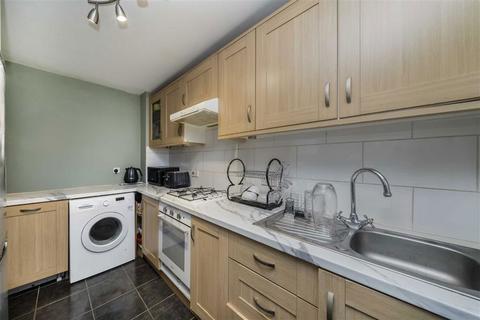 2 bedroom flat for sale, Glenville Grove, London SE8