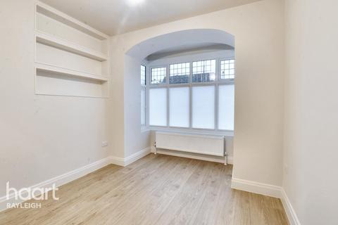 1 bedroom flat to rent, First Avenue, WESTCLIFF-ON-SEA