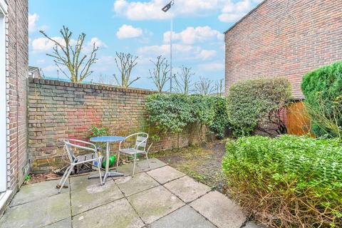 2 bedroom house to rent, Conistone Way, Caledonian Road, London, N7