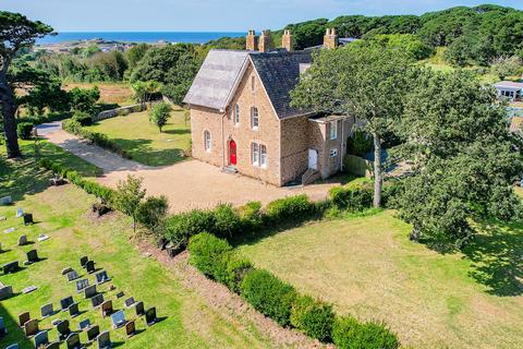 4 bedroom property to rent, Rue de la Lande, Castel, Guernsey, GY5