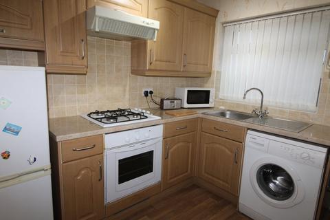 3 bedroom townhouse for sale, Valley View Close, Oakworth, Keighley, BD22