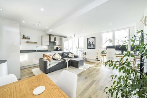 1 bedroom flat for sale, Dalmeny Avenue, London N7