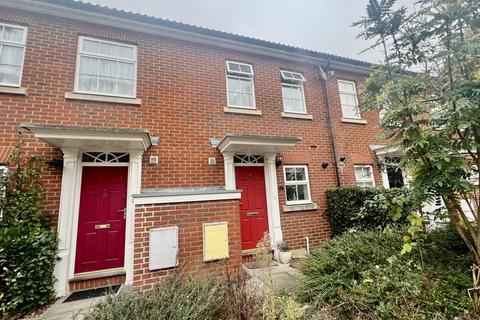 2 bedroom terraced house to rent, Edinburgh Close, Pinner HA5