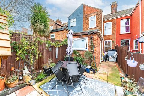 3 bedroom terraced house for sale, Spencer Street, Norwich