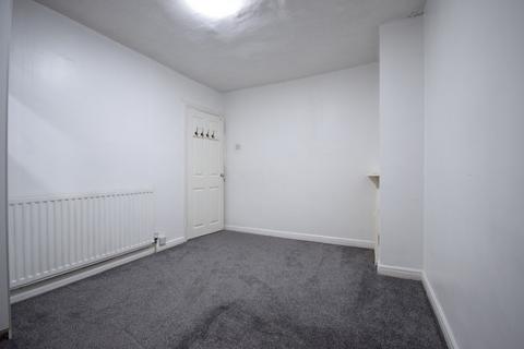 3 bedroom end of terrace house to rent, Chisholm Grove, Acocks Green B27