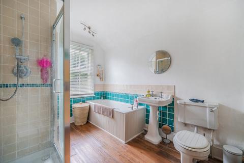 16 Rochester Road, Carshalton, SM5 2LB