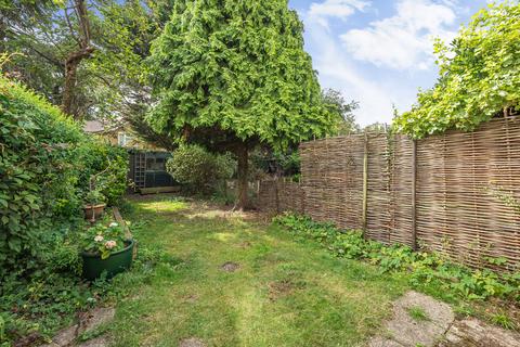 3 bedroom terraced house for sale, Rochester Road, Carshalton