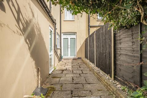15 Rochester Road, Carshalton, SM5 2LB