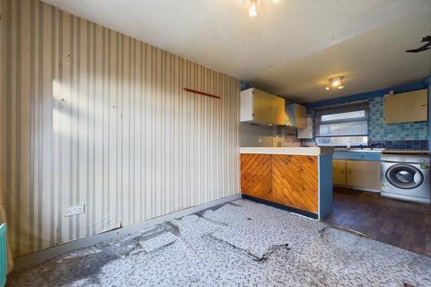 82 Warren Close, Folkestone, CT19 6QL