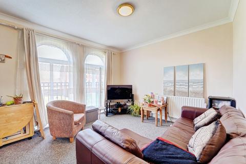 1 bedroom flat for sale, Duckmill Crescent, Bedford MK42