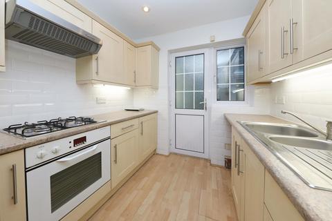 2 bedroom terraced house for sale, Latimer Gardens, Pinner HA5