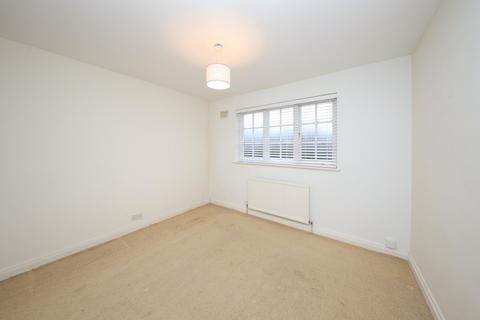 2 bedroom terraced house for sale, Latimer Gardens, Pinner HA5