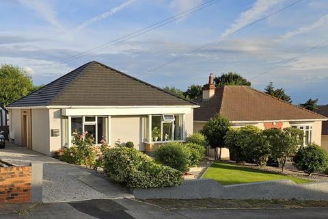 3 bedroom detached bungalow for sale, Northcroft Avenue, South Elmsall