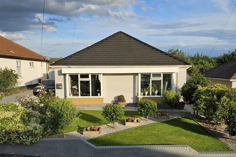 3 bedroom detached bungalow for sale, Northcroft Avenue, South Elmsall