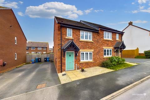 3 bedroom semi-detached house for sale, Caterham Crescent, Streethay, Lichfield