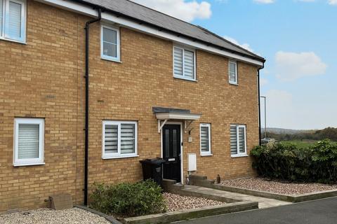 2 bedroom terraced house for sale, Tonbridge Drive, Basildon