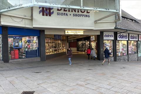 Shop to rent, Deiniol Centre, High Street, Bangor, Gwynedd, LL57