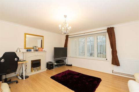 53 Forest Gate, Palmersville, Newcastle Upon Tyne, NE12 9EF
