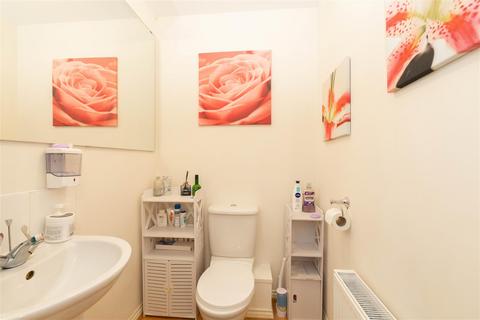 53 Forest Gate, Palmersville, Newcastle Upon Tyne, NE12 9EF