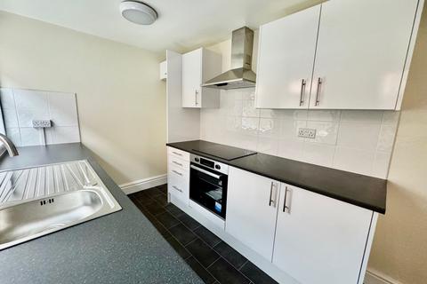 2 bedroom terraced house for sale, Grove Avenue, Solihull, West Midlands