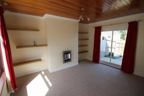 2 bedroom terraced house to rent, Tresawle Road, Falmouth TR11