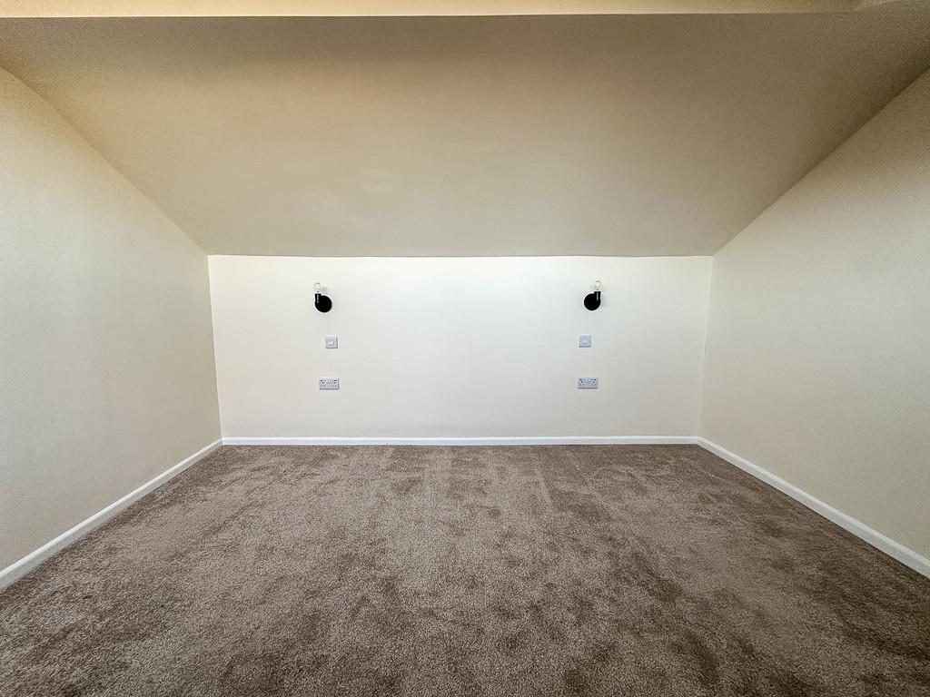 Bedroom 2 (3)