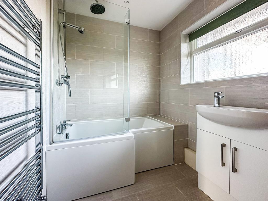 Bathroom (2)
