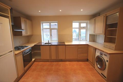 2 bedroom flat to rent, Cervantes Court, Northwood, HA6