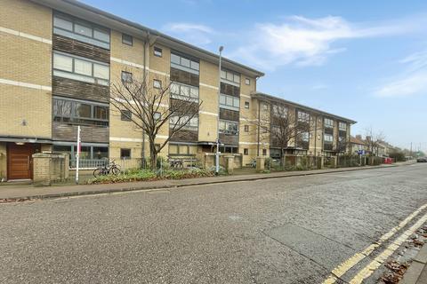 Studio to rent, Ruth Bagnall Court, Cambridge CB1