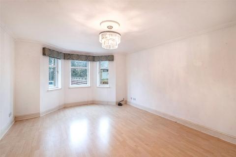 2 bedroom flat for sale, 4 Mill of Airthrey Court, Bridge of Allan, FK9