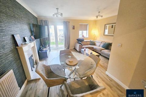 3 bedroom townhouse for sale, Bank View, Birkenshaw