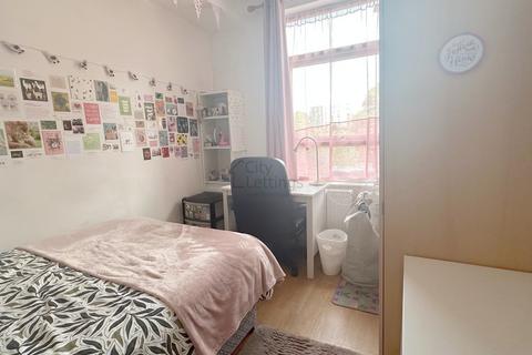 4 bedroom terraced house to rent, Cromwell Street, Nottingham