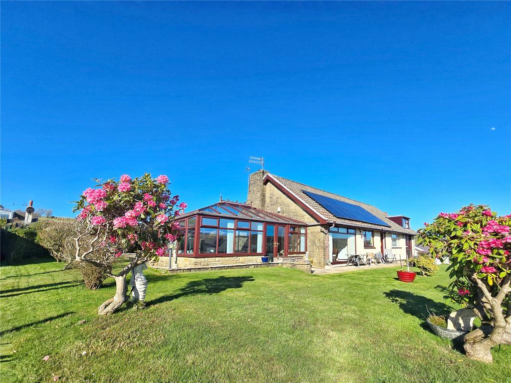 Booth Road, Stacksteads, Rossendale... 3 bed detached house - £449,950