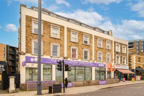 1 bedroom flat to rent, Kew Bridge Road, Brentford