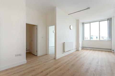 2 bedroom apartment to rent, Arbutus Street, London, E8