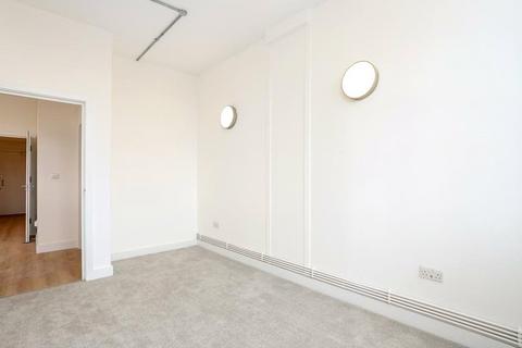 2 bedroom apartment to rent, Arbutus Street, London, E8