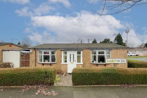 2 bedroom bungalow for sale, Alleston Road, Wolverhampton