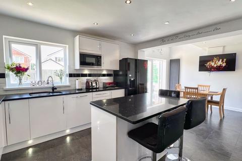 3 Beechwood Grove, Pencoed, Bridgend, CF35 6SU