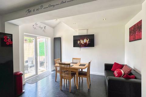 3 Beechwood Grove, Pencoed, Bridgend, CF35 6SU