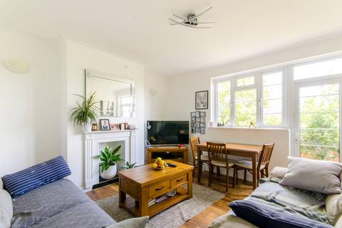 2 bedroom flat to rent, Green Lanes, N21, Winchmore Hill, London, N21