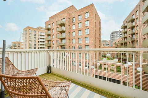 2 bedroom flat for sale, Howell Court, Acton, London, W3