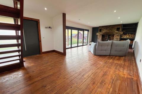 4 bedroom log cabin for sale, 5 Oakmead Road, Llanharan, Pontyclun CF72 9FB