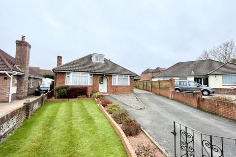 3 bedroom detached bungalow for sale, Beverley Gardens, Bursledon